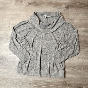 •EXPRESS• SWEATER